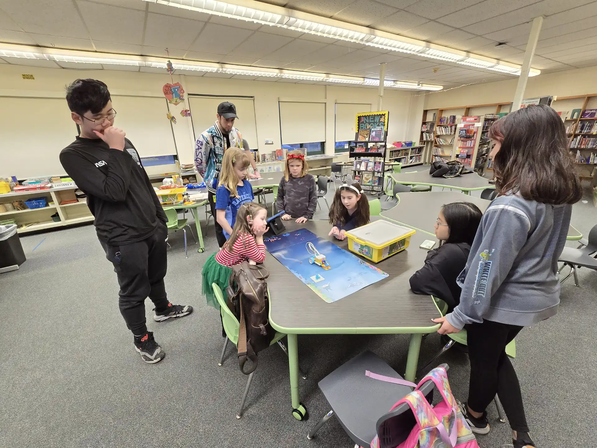 Team members visit the Glenwood Elementary School FLL club